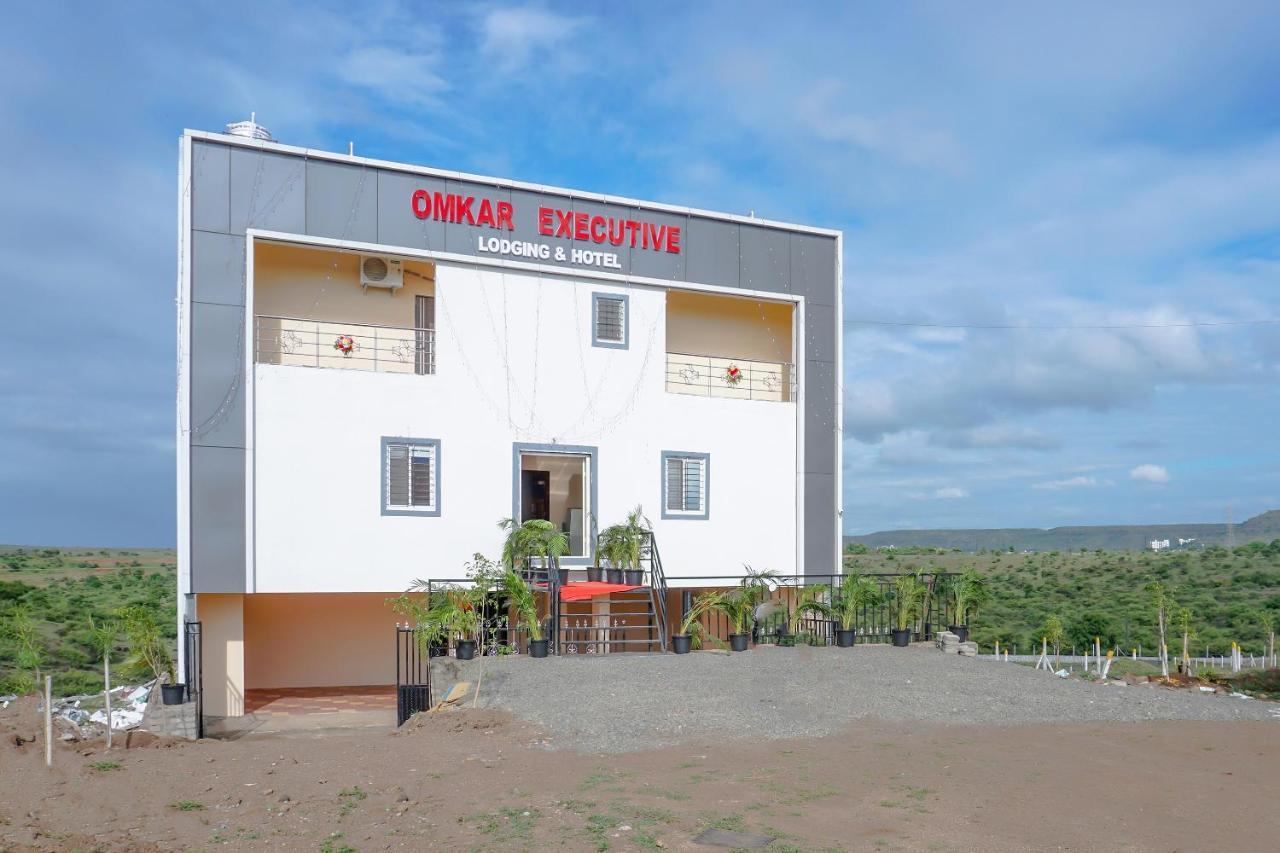 Oyo 81616 Omkar Executive Vagholi Buitenkant foto